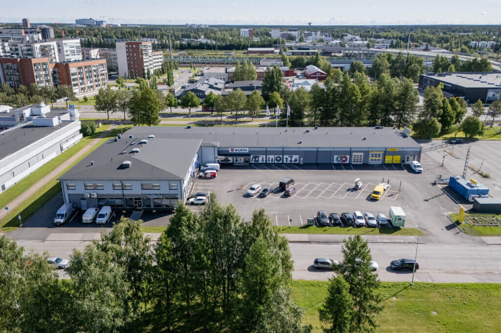 Vuokrattava toimitila Kempeleentie 9:ssa Oulun Limingantullissa