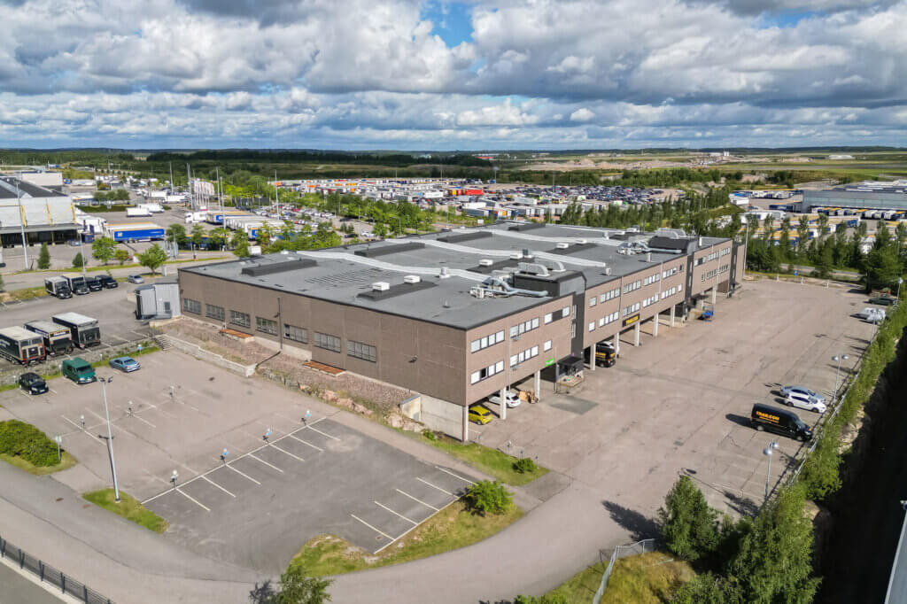 Vuokrattava toimitila Tikkurilantie 146:ssa Vantaan Viinikassa
